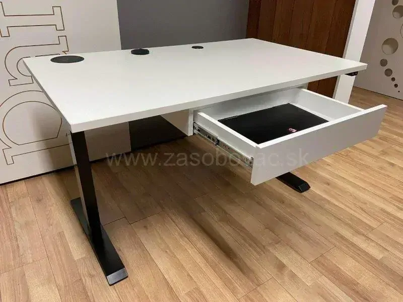 kancelársky stôl VN EL E elektricky výškovo nastaviteľný